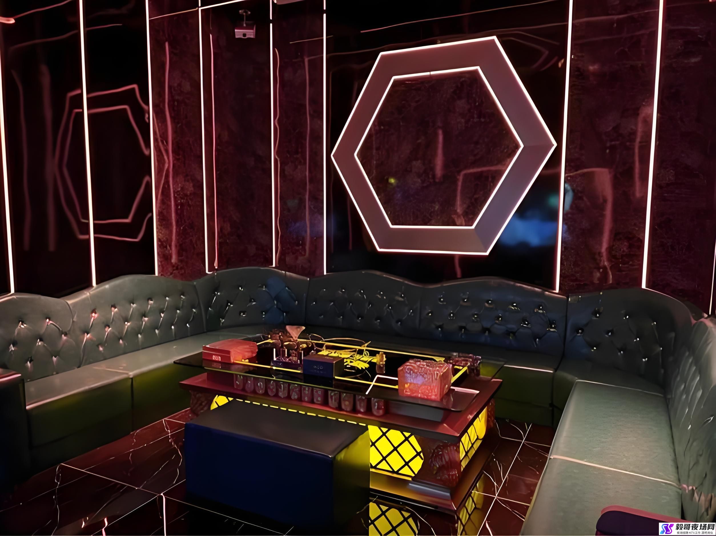 成都夜总会招聘：高薪诚聘夜场工作人员 含岗位职责与任职要求